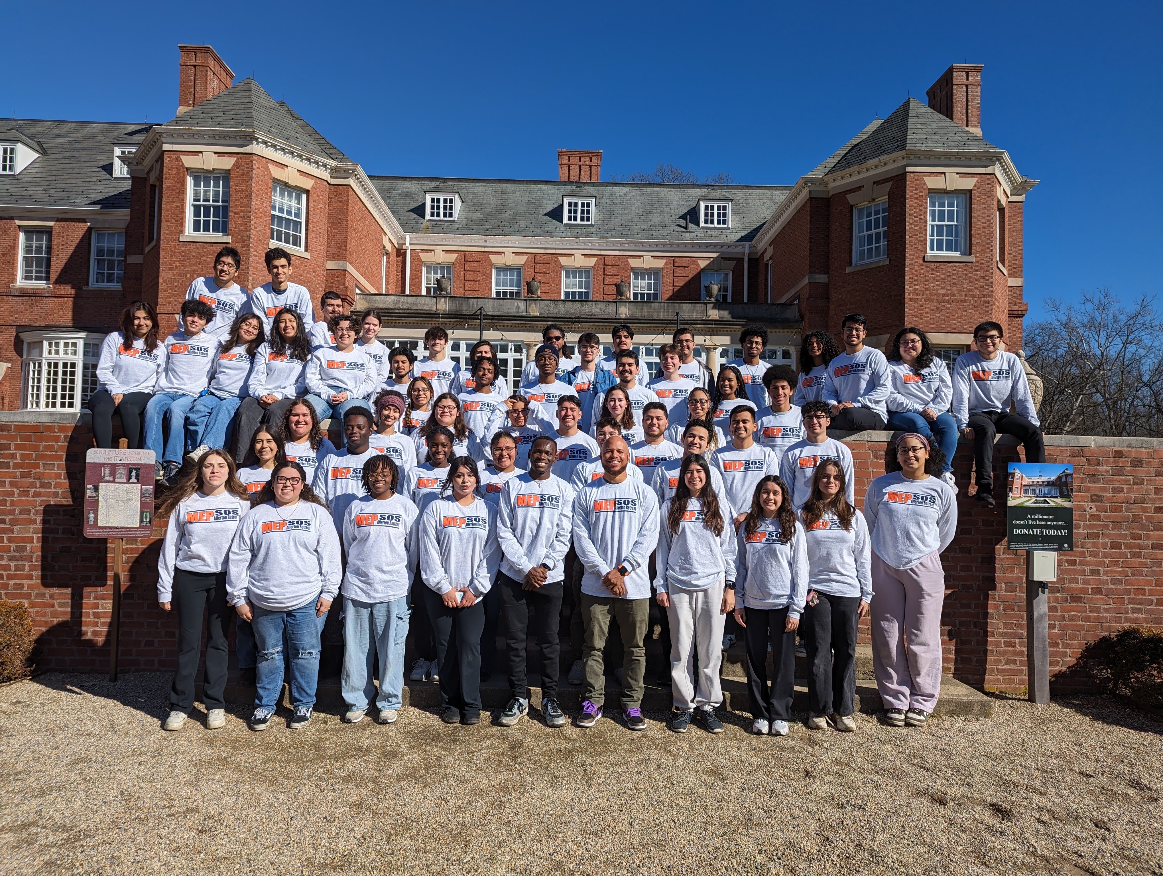 MEP group photo at SOS Retreat, Fall 2023.