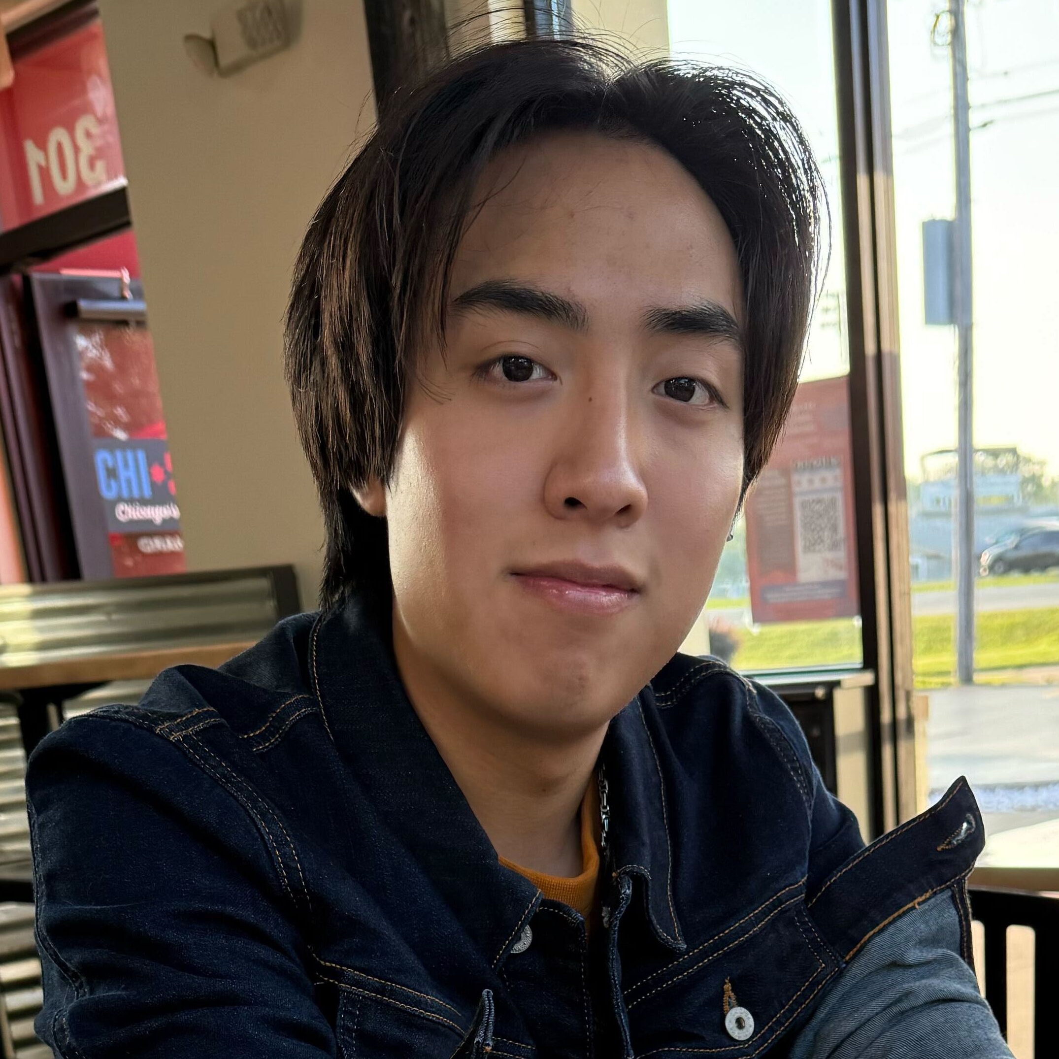 Portrait of Andy Guzman.